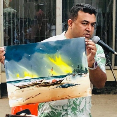 Azmol Hosen painting a bengali folk horse